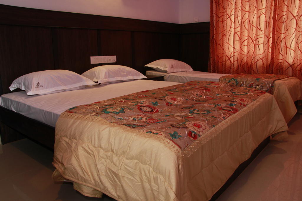 The Signature Inn Bangalore Exterior photo