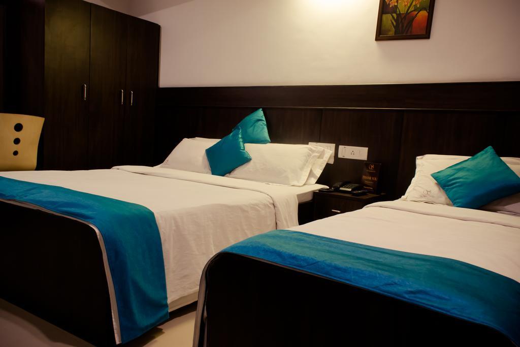 The Signature Inn Bangalore Room photo