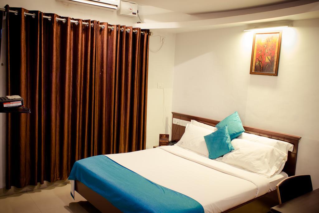 The Signature Inn Bangalore Room photo