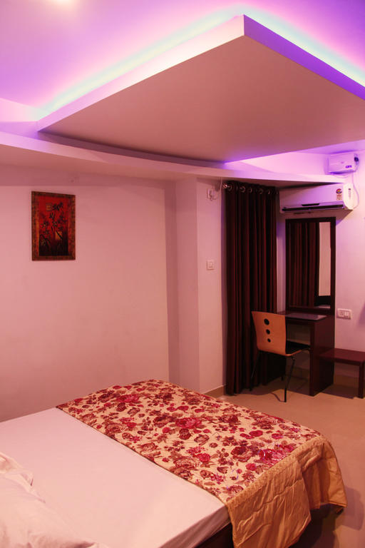 The Signature Inn Bangalore Exterior photo